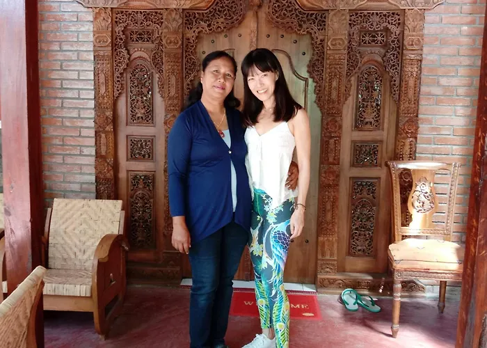 Rumah Ukhi Guest House